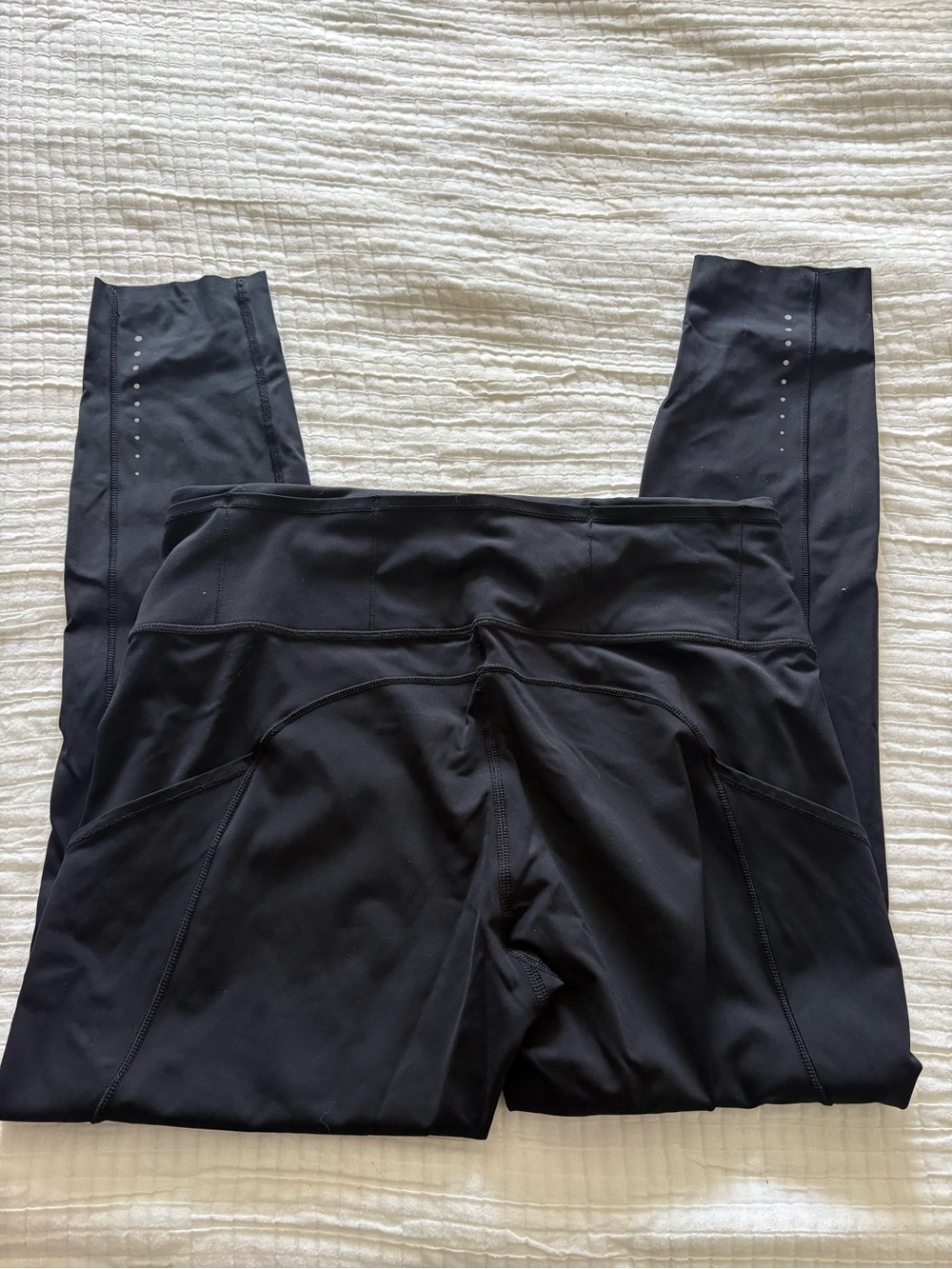 Lululemon Black fast and free Leggings with Side Pockets size 10 - Picture 2 of 4